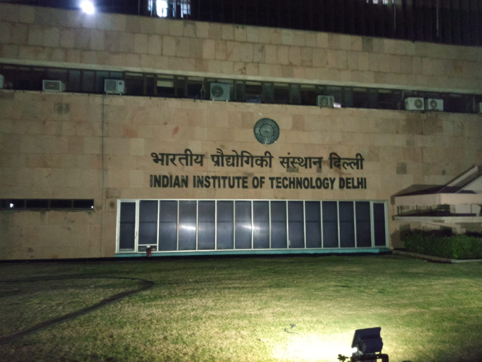 MATHEMATICS AND COMPUTING IN IIT DELHI visual data 7
